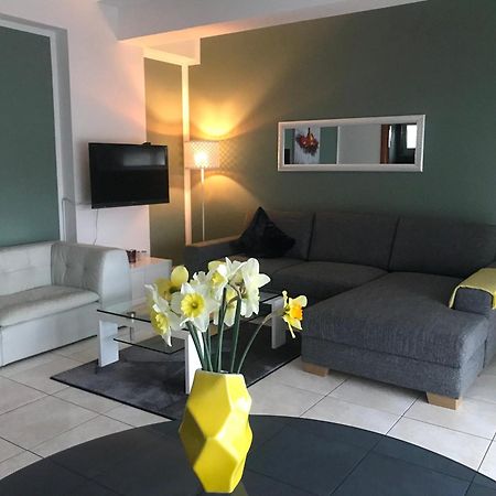 Apartments Villa Lili อูมัค ภายนอก รูปภาพ