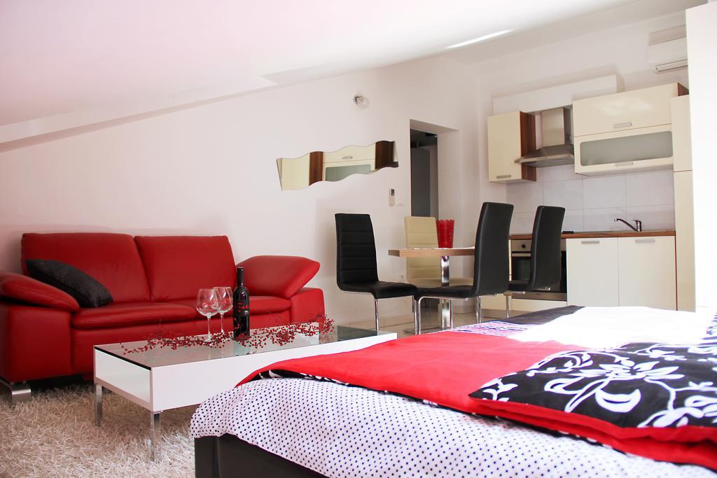 Apartments Villa Lili อูมัค ห้อง รูปภาพ