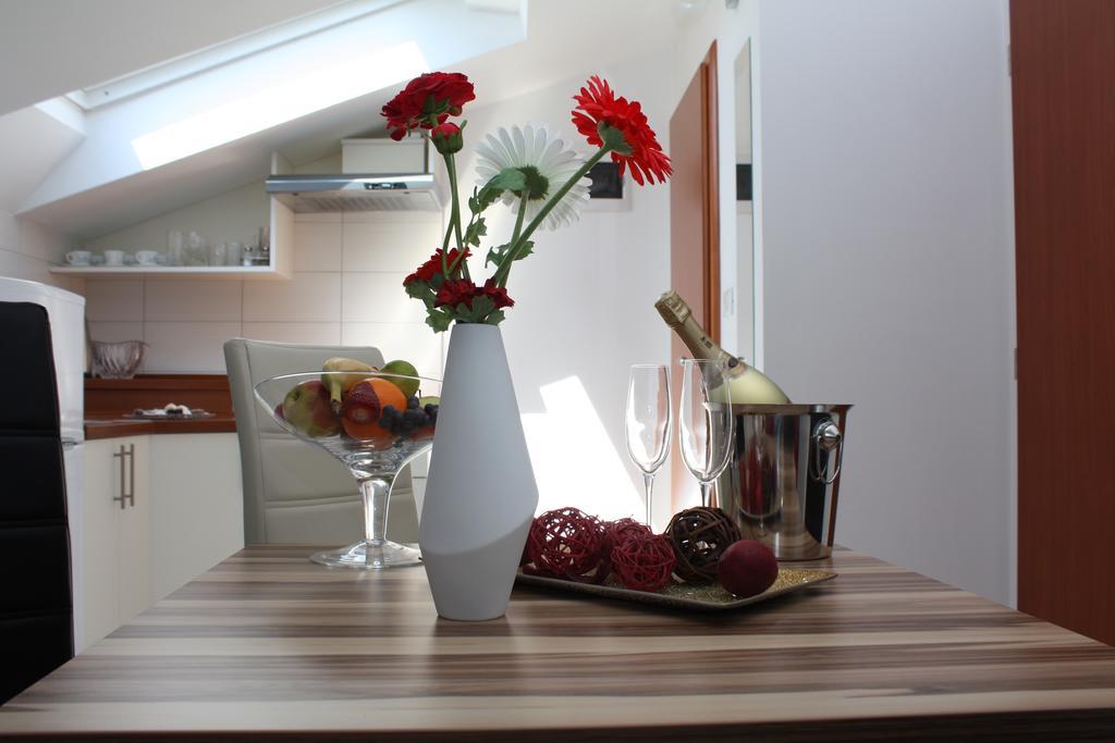 Apartments Villa Lili อูมัค ห้อง รูปภาพ
